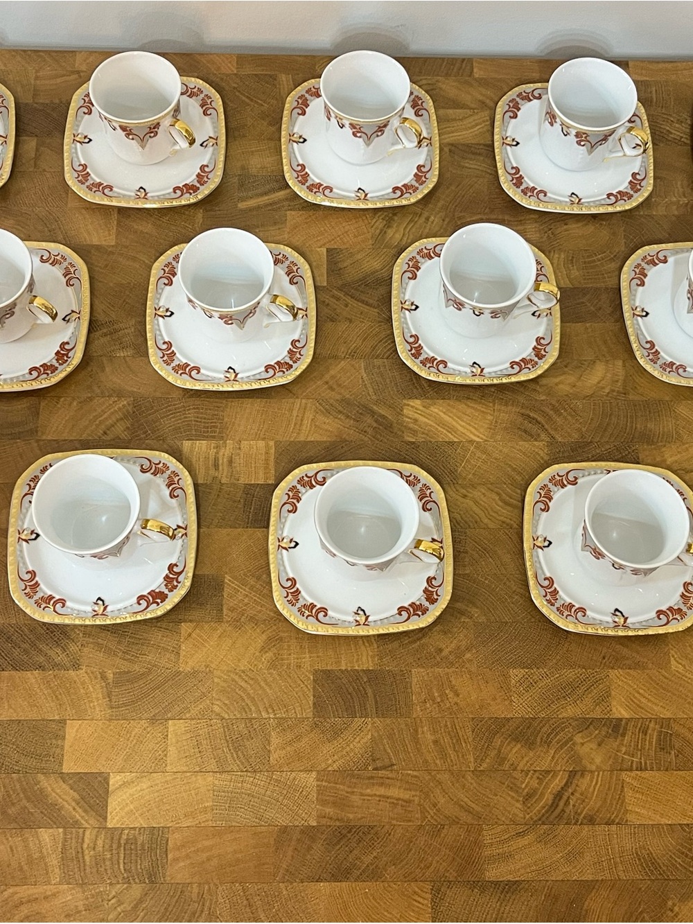 Elegant 24K Gold Trim Porcelain Tea Set with Red Accents - Picture 7 of 14